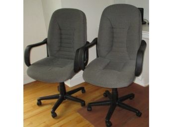 Pr Of Office Chairs