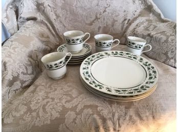 Home For The Holidays Holly Holiday Twelve Piece Dinner Set - Unused In Original Box