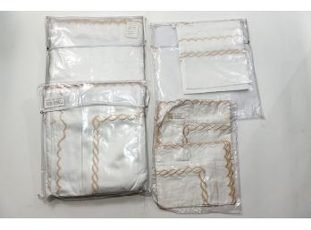 NEW! Schweitzer Linen 'Sienna Satin' Queen Sheet And Duvet Set With Neck Roll Pillow Covers (retail $2,320)**