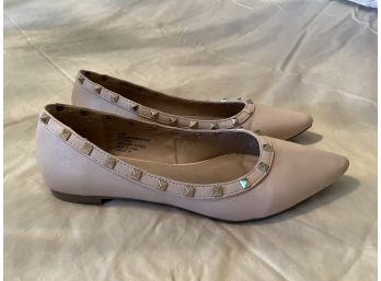 Espirt Flats With Gold Accents Size 6.5