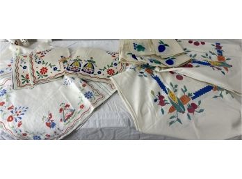 Beautiful Vintage Linens