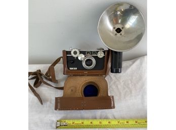 Vintage Argus 35mm Camera In Leather Case