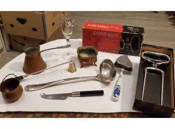 Vintage Kitchen Lot -includes: Copper Jello/Cake Mold; Long-handle Dipping Pitcher; Petite Kettle; Footed Bowl