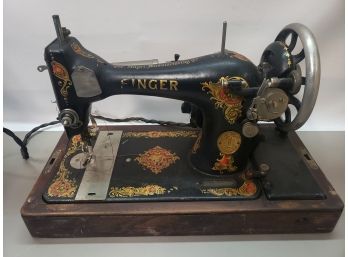 Antique Portable Sewing Machine