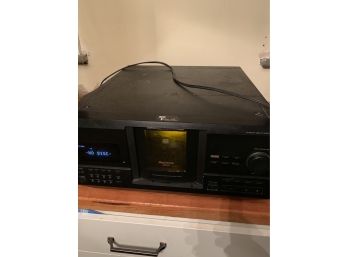 Sony Mega Storage 200 CD Compact Disk Player CDP-CX240