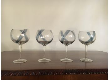 Set Of 4 Handblown Baloon Wine Glasses In Excellent Condition, By Stil Glass In Romania