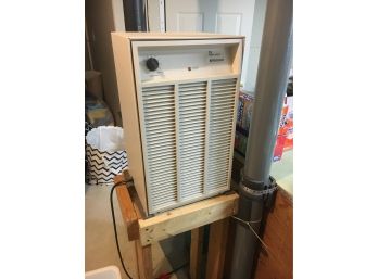 Frigidaire Frost Proof Dehumidifier