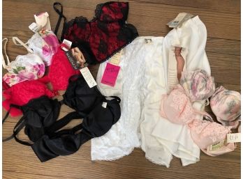 Assortment Of All New With Tags Lingerie In A Capri Bag - Bra Sz 36A