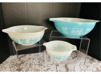 Set Of 3 Pyrex Turquoise & White Butterprint Cinderella Bowls #3, 16, & 10