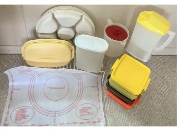 Tupperware Lot # 2 ( Read Description For Itemization)