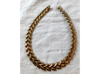 Vintage Gold Tone Necklace By 'Trifari'