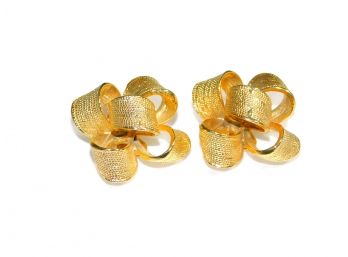 Gold Tone Gift Bow Earrings