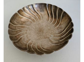 Sterling Silver Scalloped Bowl By Katherine Pratt Needs A Good Polish! Weighs 12.15 Ounces