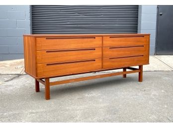 Mid Century Teak 6-Drawer Dresser By Nils Jonsson For HJN Mobler