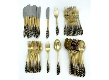 Vintage Ranmaru 48 Piece Wave Flatware Set