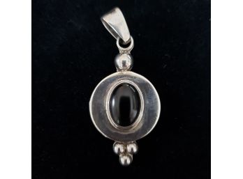 Vintage Sterling Silver And Onyx Stone Pendant