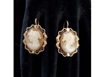 Antique 14k Gold Cameo Earrings