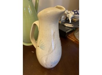 Redwing Pitcher With Bird Design