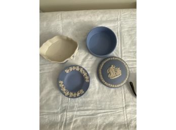 Wedgwood Jasperware - See Pics For Condition - 4 Pieces