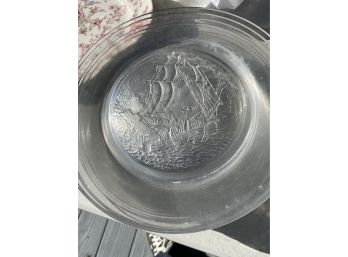 Glass Plates With Sailing