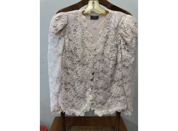 Pretty Lace Blouse Cachet By Bari Protas Fully Lined