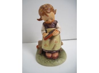 Vintage Hummel Figurine #367 Busy Student  Trademark 6