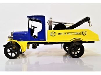 1925 Kenworth Die-Cast Wrecker By Ertl Collectibles (1/34 Scale)