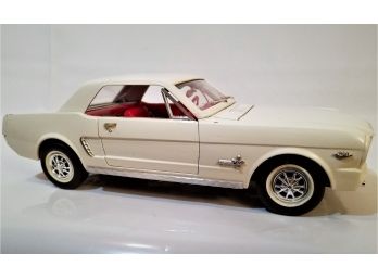 1964 1/2 Ford Mustang Made By Mira In Spain (1:18 Scale)