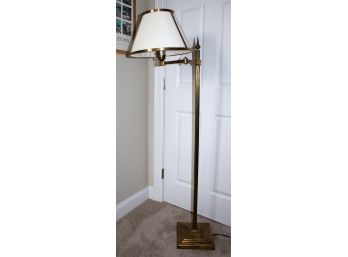 Fine Quality Brass Heavily Weighted Floor Lamp With Fluted Style And Finial