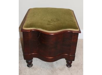 (19th C) American Classical Upholstered Mahogany Necessary