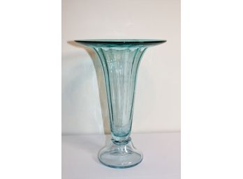 Decorative And Useful Trumpet-form Glass Vase