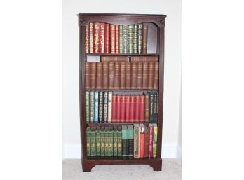 ( First Half 20th C) Standing (4) Shelf Mahogany Bookcase