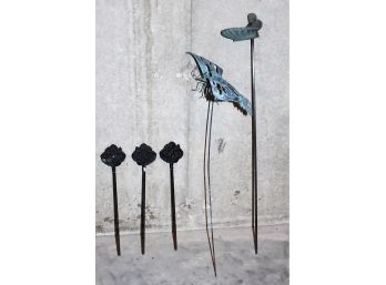 Grouping Of (5) Garden Accessories