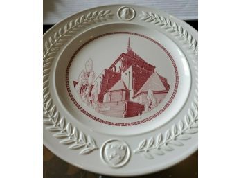 1940 Wedgwood Etruria,England University Of Pennsylvania Bicentennial Plate 1740 -1940 Spire Of Irvine Audit