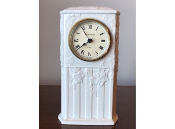 Vintage Wedgwood ' Classic Garden' Pattern Quartz Shelf / Table Clock Made In England Fine Earthenware