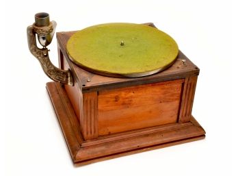 Antique Gramophone Player Phonograph Record Player