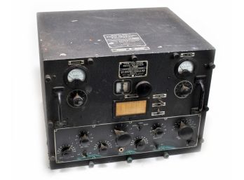 VERY RARE WWII 1945 MILITARY NAVY SHIPBOARD RAL-7 HAM RADIO RECEIVER