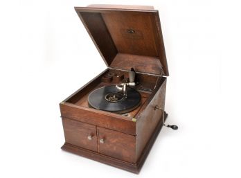 VICTROLA TALKING MACHINE VV-VIII ANTIQUE PHONOGRAPH VICTOR RECORD PLAYER