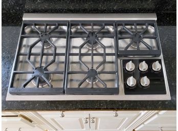 Wolf 5-burner Gas Cooktop Stove With Cast Iron Grates