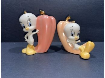 Really Cute Lenox Jalapeno Chili Pepper Warner BrothersTweety Bird Salt &  Pepper Shakers