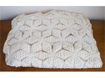 Hand Crochet Off White Bedspread, 6 X 8