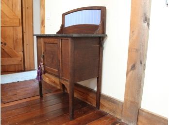 Adorable Vintage Wash Stand