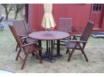 Incredible Gloster Teak Patio Set With Sunbrella Umbrella