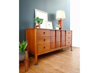 Well Made 60s Distinctive 9 Drawer Lowboy