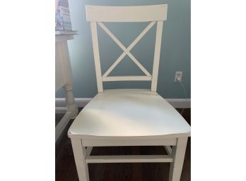 Pottery Barn White Criss Cross Back Solid Chair