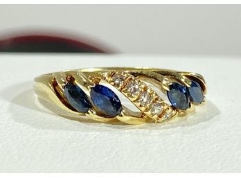 Gorgeous 14 K Yellow Gold  , Diamond & Sapphire Ring  - 4 Sapphires - 5 Diamonds