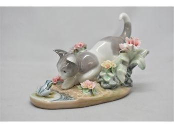 Lladro 'Kitty Confrontation' Figurine No 1442