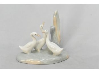 Lladro 'Group Of Ducks/Geese' Figurine No 0006