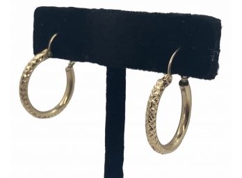 NIB 14K Gold Hoop Earrings .9 DWT