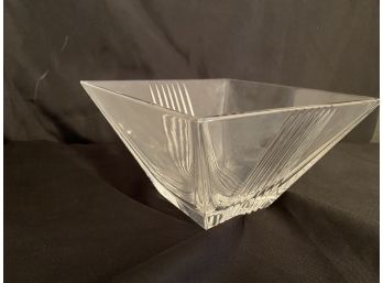 TIFFANY & Co.  Crystal Cut  Metropolis  Square Bowl Made In Italy